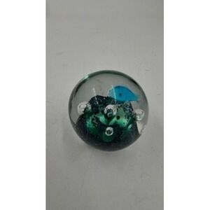 Vintage Art Glass Paperweight Blue Fish Controlled Bubbles Underwater Scene 2"